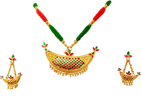 Assamese_Traditional_Gold_Plated_Red_Green_Colour_Joonbiri_Tassel_Jewellery_Set_For_Women